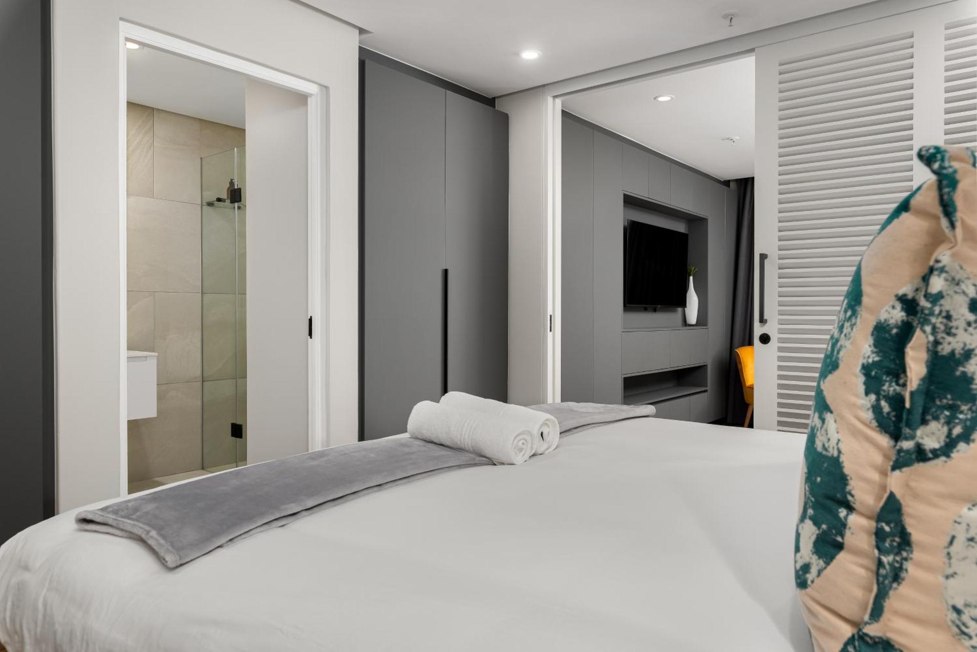 The Avant Luxury Apartment