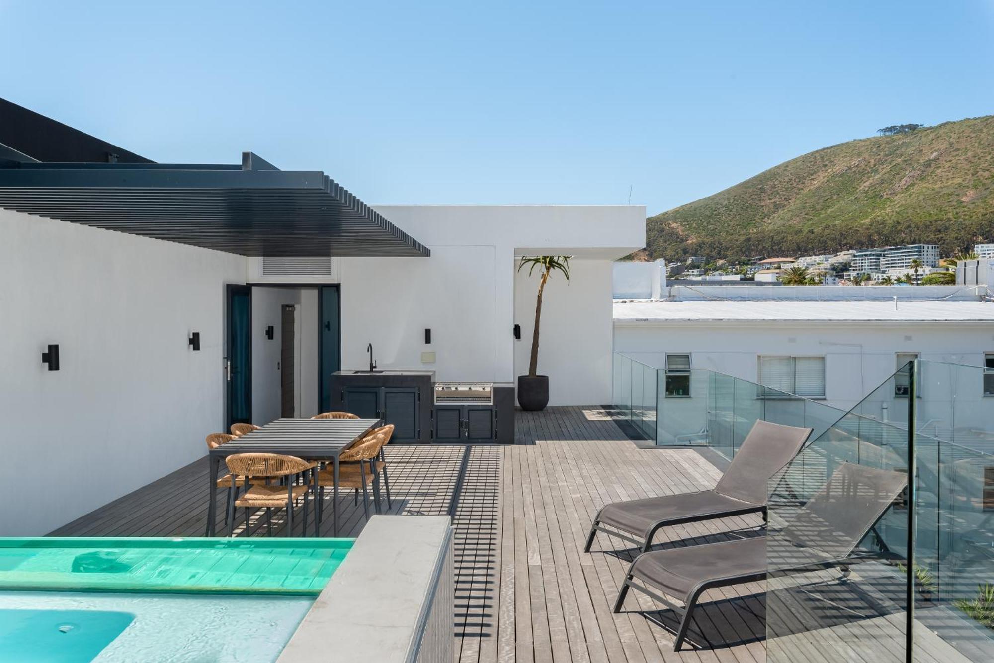 The Avant Luxury * Cape Town